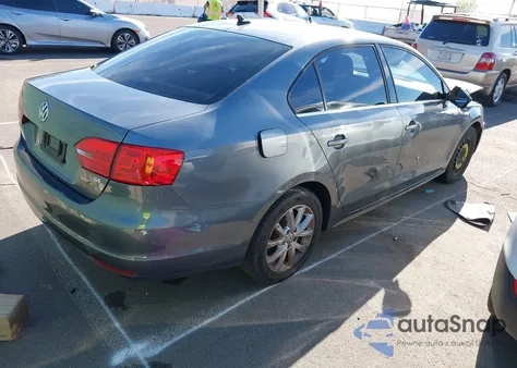 2014 Volkswagen Jetta 1.8T Se z USA, uszkodzony, nr VIN 3VWD17AJ0EM296640